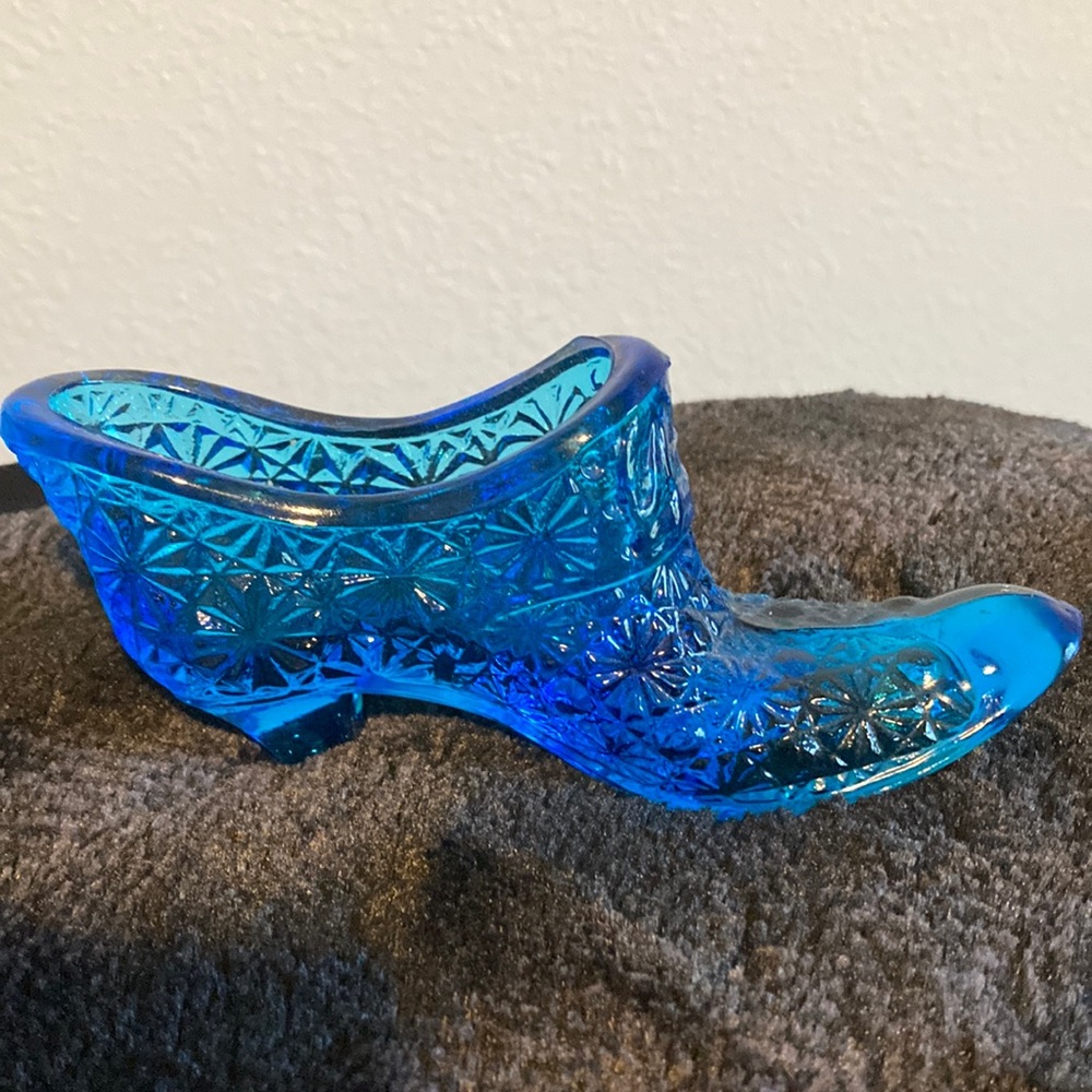Blue Glass Decorative Heel